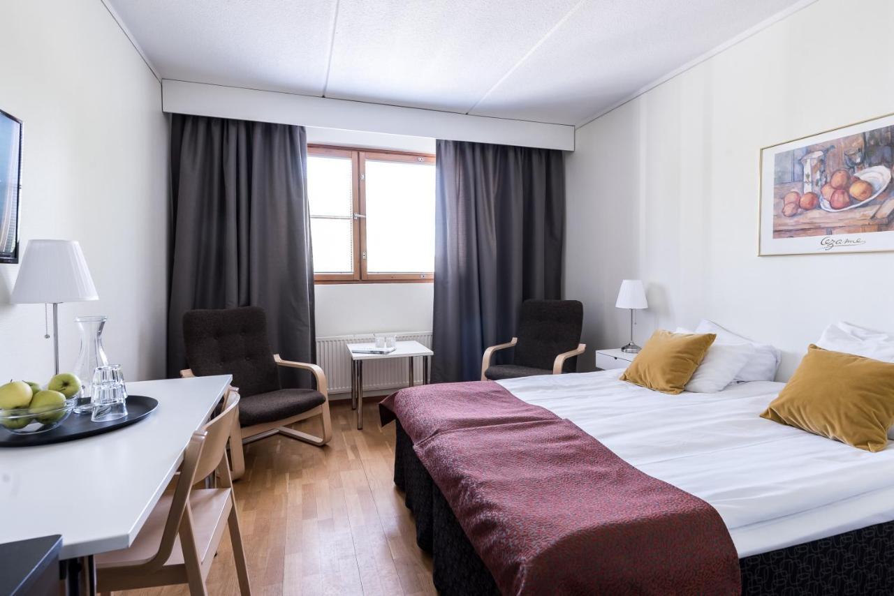 Hotel Hermica Tampere Ngoại thất bức ảnh